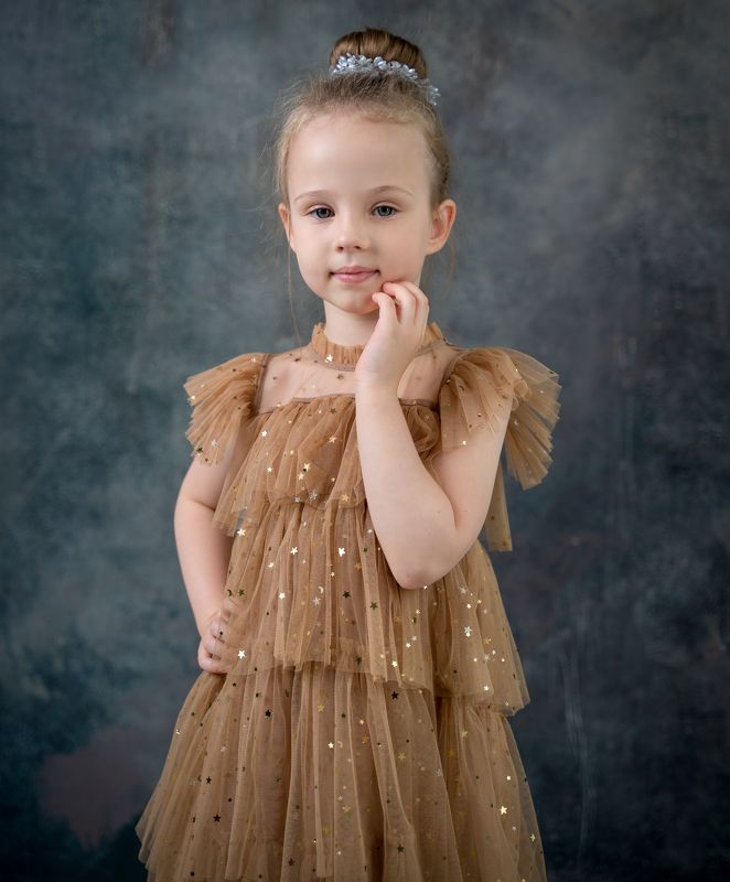 студийный портрет, детский портрет, арт Викторияphoto preview