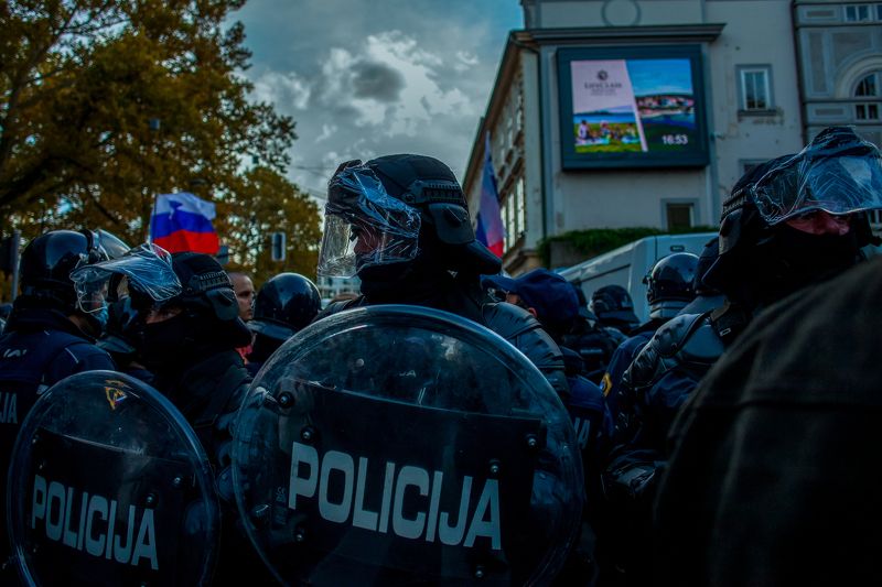 photojournalism journalism press looklikewarzone photojournalistslife \