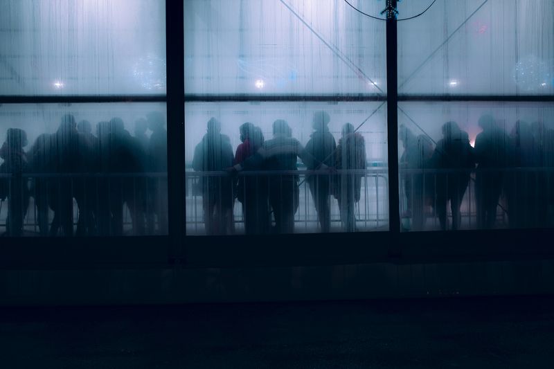 Streetphotography, street photo, urban, people, street photo, street photography, silhouette, daft punk, cinematic photo preview