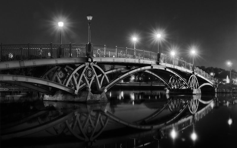 Черное и белое фото превью