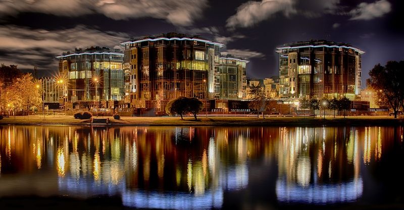 Депутатская  улица, вечер. Санкт-Петербург фото превью