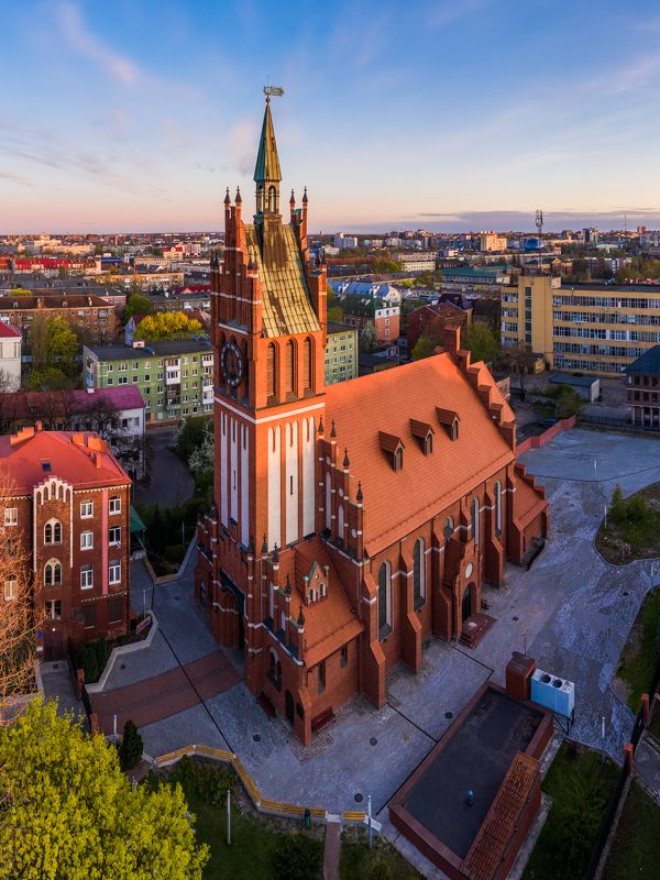 калининград, россия, собор, весна, город, архитектура, kaliningrad, russia, cathedral, spring, city, architecture, dji Кирха Святого Семейства photo preview