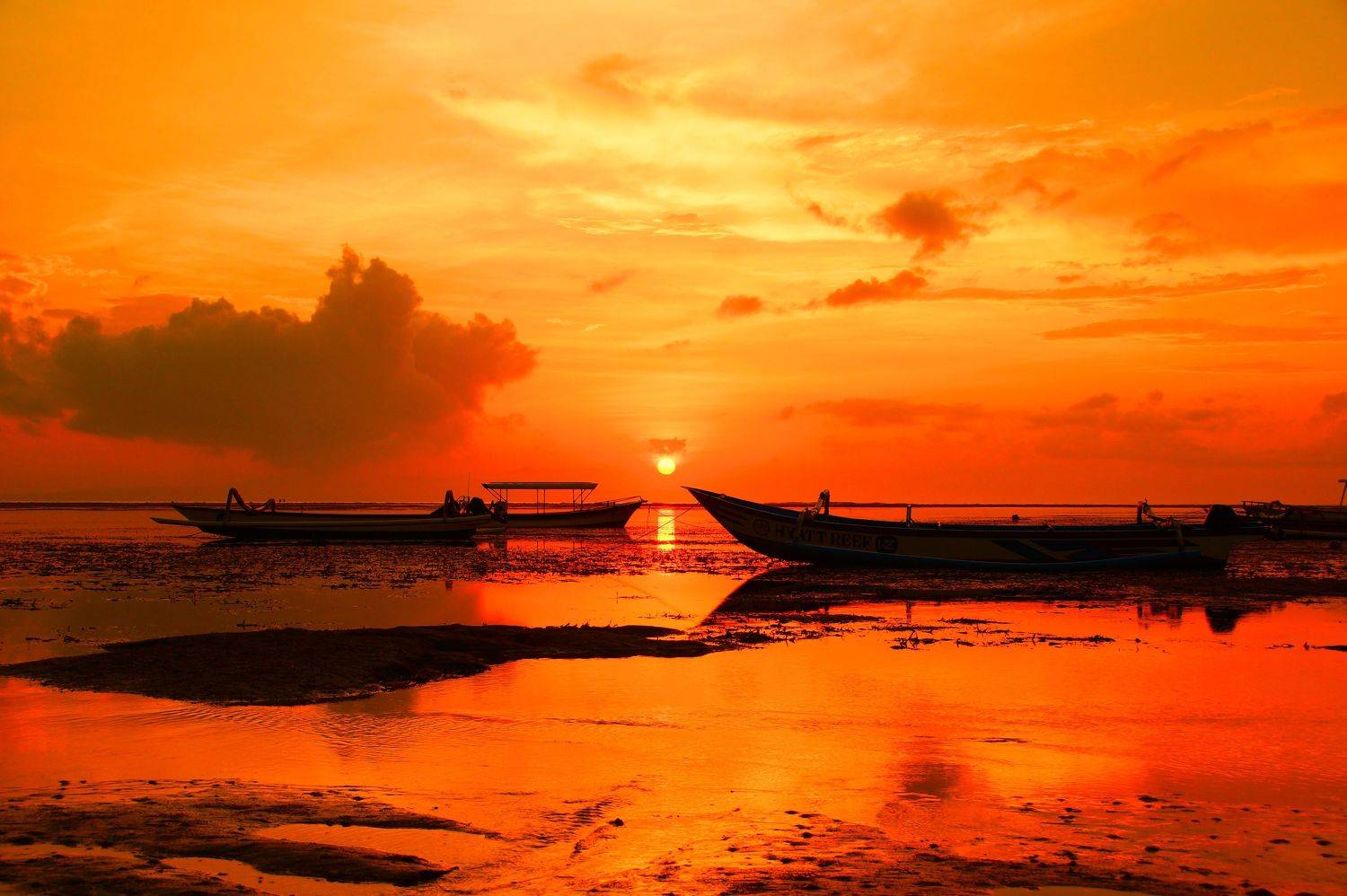 orange, morning, sunrise, dawn, sun, light, shore, ocean, sea, boat, jukung, low tide, landscape, horizon, nature, Сергей Андреевич