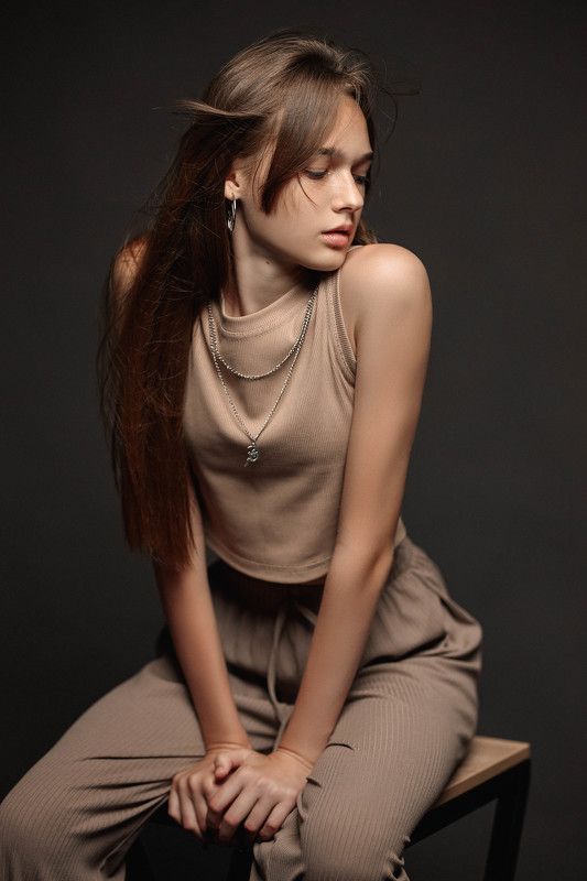 девушка, модель, портрет, фотосессия, студия, макияж, гламур, girl, model, modeling, young, portrait, make-up, творческий портрет, женский портрет, woman, young woman, glamour, постановка, постановочная фотография, fashion Софияphoto preview