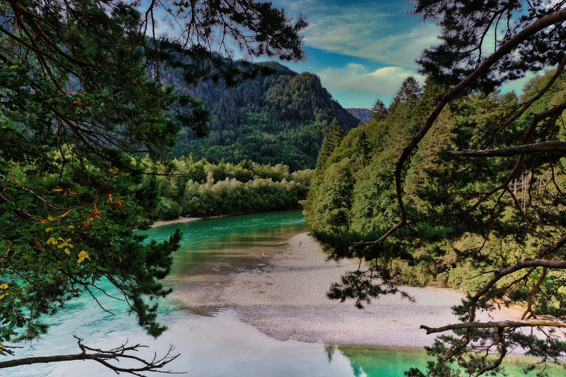 Бирюзовые воды реки Лех (Lech)photo preview