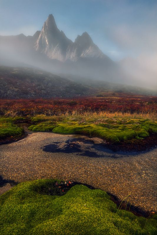 Пик Челленджерphoto preview