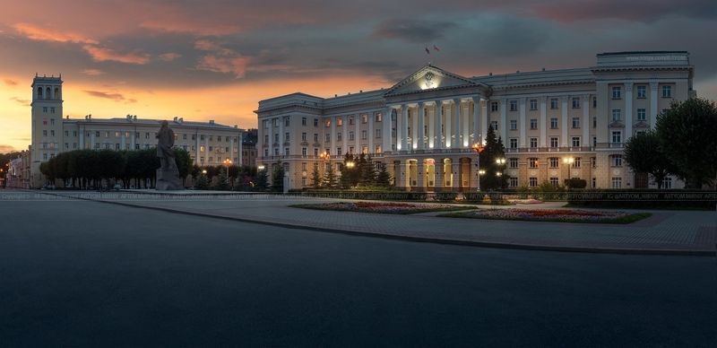 книга владыка моря, артем мирный, artyom mirniy, арт, свет, смоленск, фотохудожник, россия, smolensk, russia, искусство, nikon d750, capriccio, art Площадь Ленина. Город Смоленск (Россия)photo preview