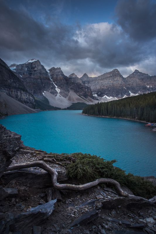moraine, lake, turquoise, rockies Хмурый Морейнphoto preview