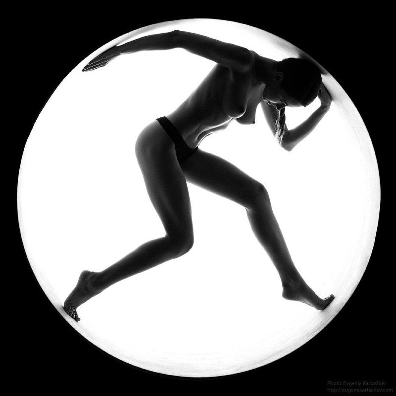 Closed Circlephoto preview