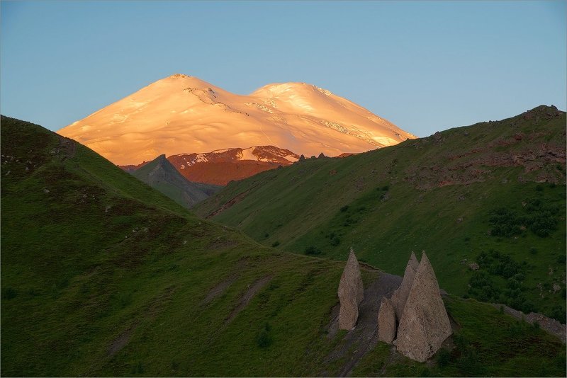 Такой разный Эльбрусphoto preview