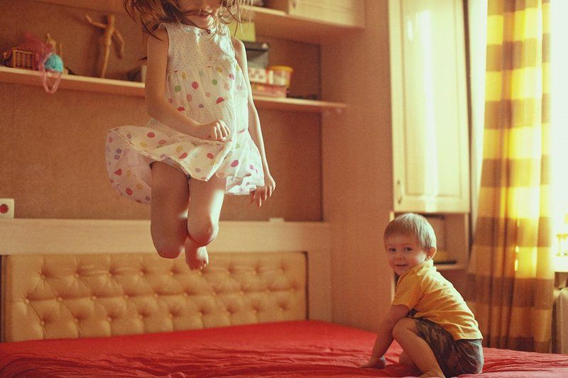 дети, полет, прыжок ***photo preview