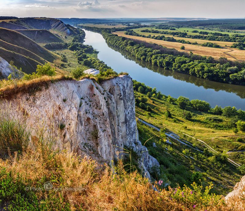 утёс, сторожевое, россия, путешествие, пейзаж, панорама, мельные сопки, меловые холмы,  дон, высоко, воронежская область, берег, белые сопки, белая скала в сторожевом, Белая скала в Сторожевом фото превью