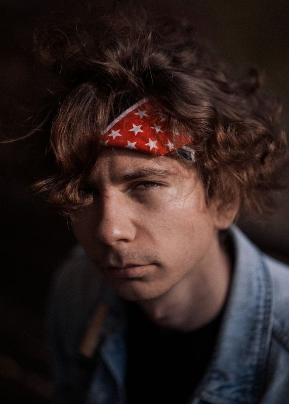 портрет, мужчина  фото превью