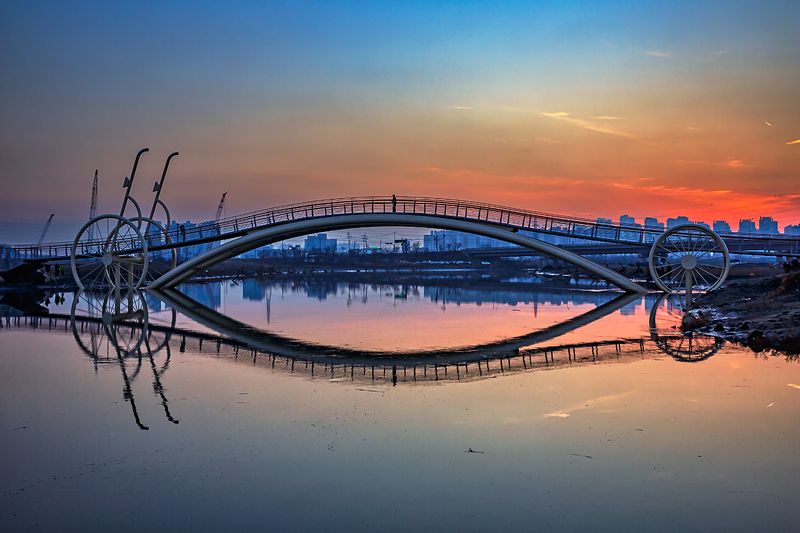 Mesaeng Bridgephoto preview