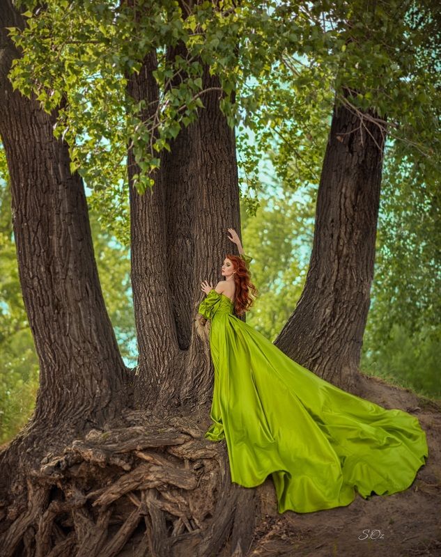 лес, дерево, зелёный, жук, сказка, мифы, история, рыжая, рыжеволосая, платье, модель, fashion, green, wood, sun, summer, солнце, лето, девушка, юность, элегантность, нежность, портрет, в полный рост, nikon Дриадаphoto preview