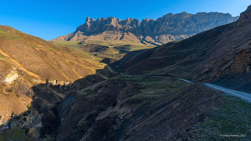 утро в горах, весна в горах, перевал, актопрак, баксан, чегем, кабардино-балкария, центральный кавказ Фактурные придорожные пейзажи фото превью