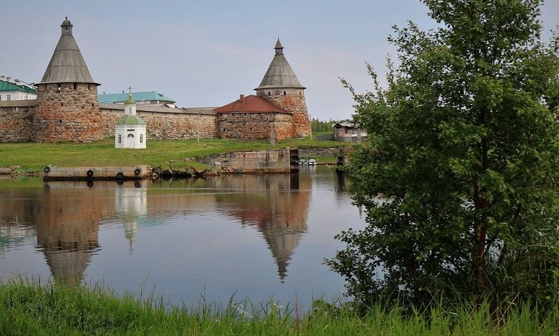соловки,монастырь,башни,лето,отражение Башни древнего монастыряphoto preview