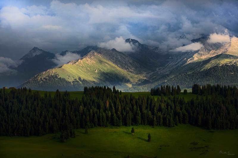 Karajun, Xinjiang, Chinaphoto preview