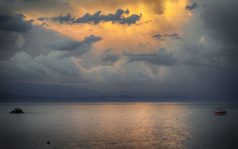 После штормаphoto preview