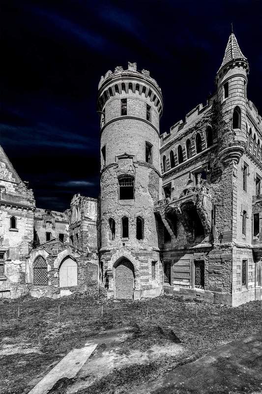 Khrapovitskiy castle. Muromtsevo.  Khrapovitskiy castle. Muromtsevo. photo preview