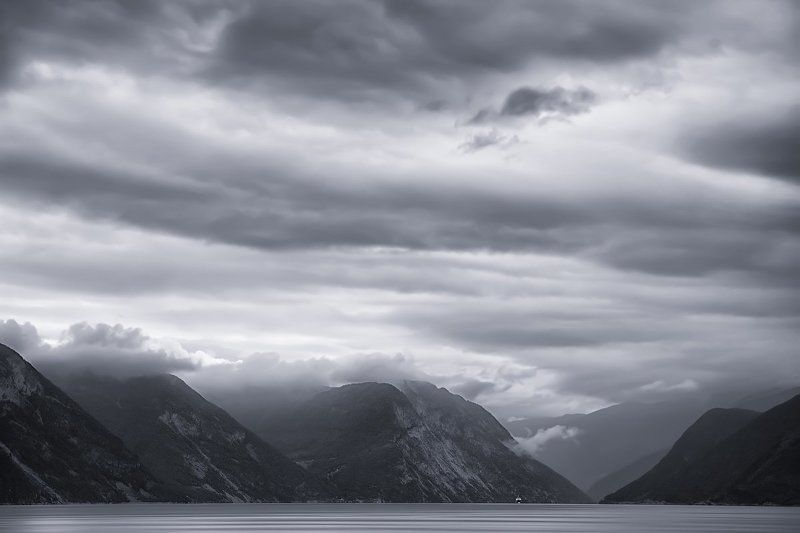 Ардалсфьорд, Норвегия Серые будни фьордовphoto preview