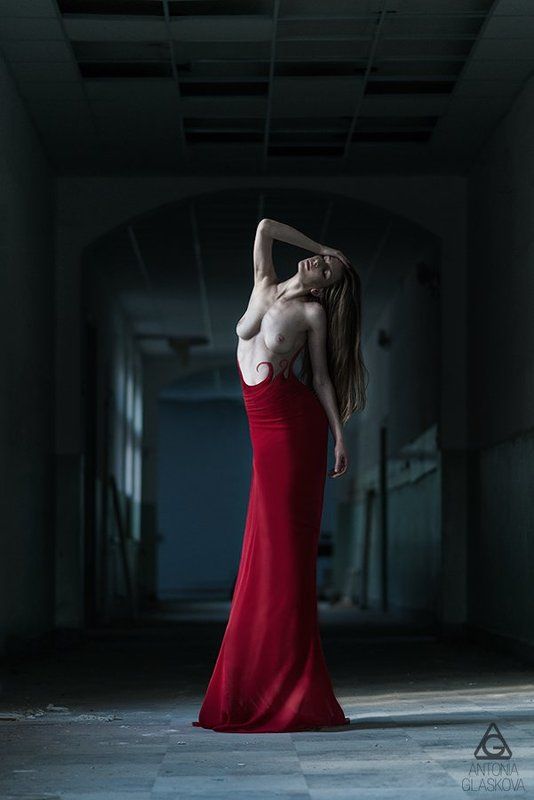 red linesphoto preview