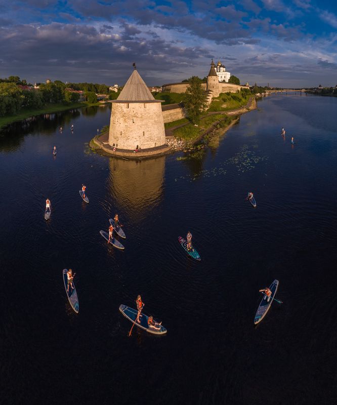 псков, кремль, архитектура, река, лето, россия, pskov, kremlin, architecture, sup, river, summer, russia На слиянии Великой и Псковыphoto preview