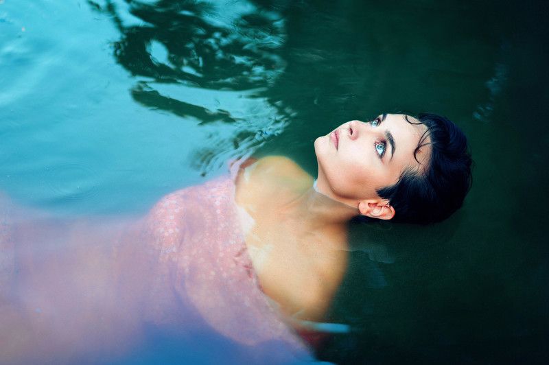 girl, big eyes, nature, close up, девушка, природа, большие глаза, water, вода Ofeliyaphoto preview