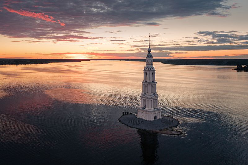 Одинокая Калязинская колокольняphoto preview