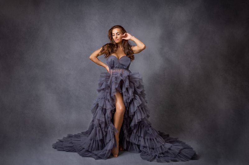 Mariana in purple dressphoto preview