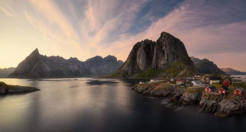 норвегия, лофотен, лофотенские острова, закат, рассвет, хамнёй, norway, lofoten, lofoten islands, sunset, sunrise, golden hour, hamnoy Хамнёй (Лофотенские Острова) - панорама из 25 кадров (5 x 5). / Hamnoy, Lofoten islandsphoto preview