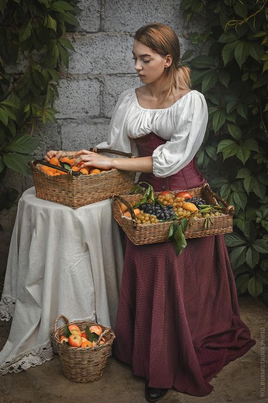 корзинка, фрукты, виноград, стилизация, корсет ***photo preview