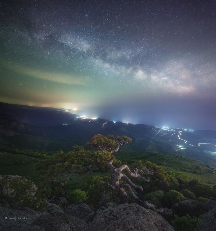 крым, фототурвкрыму, демерджи, астрофотография, астропейзаж, романлюбимский Майской ночью на Демерджиphoto preview