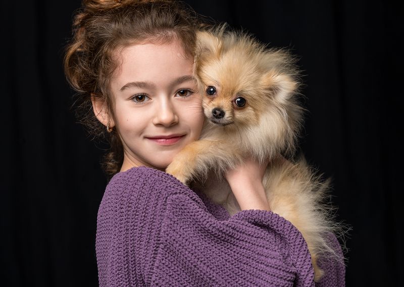 Детский портрет, девочка ссобачкой, детская фотография photo preview