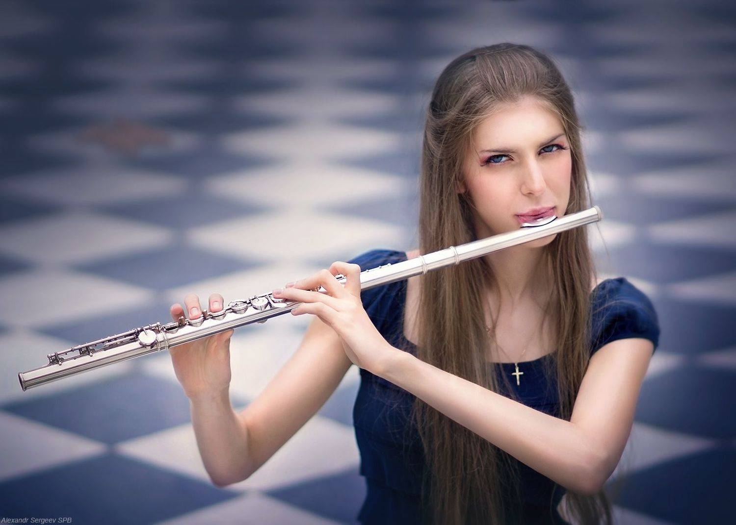 девушка,хрупкость,изящество,флейта,музыка,звуки,гармония,настроение, Александр Сергеев