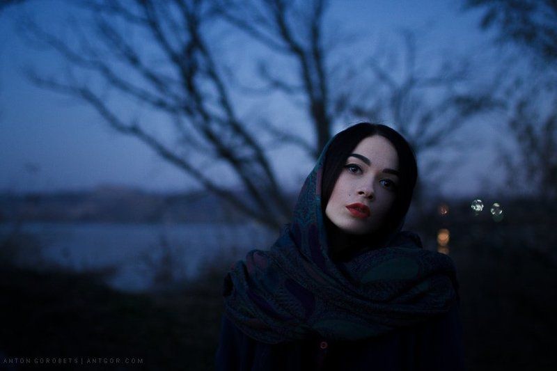 девушка, портрет, река, пальто Ангелина-3photo preview