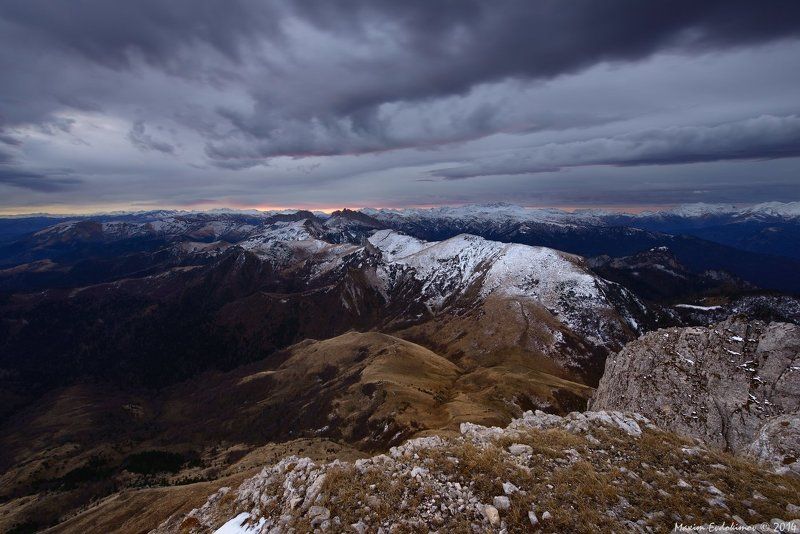 Ачешбок Тревожно светает однакоphoto preview