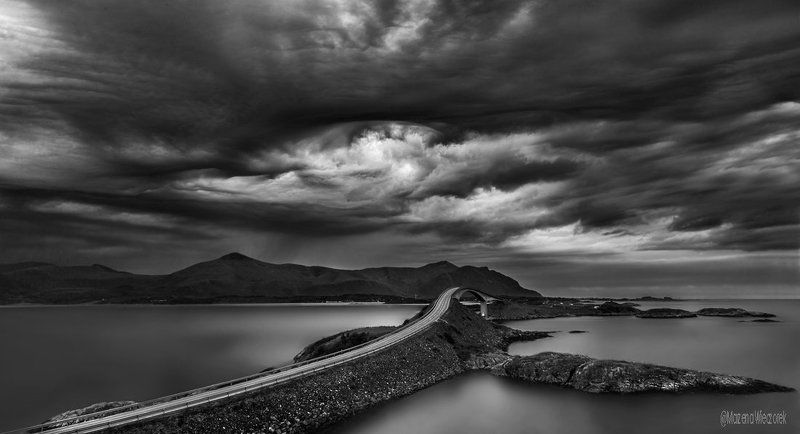 Atlantic road in BWphoto preview