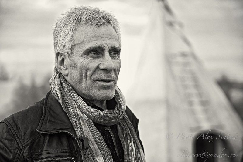 гойко, Гойко МИтич, Индейцы, митич Немного про индейцев,  во главе с главным индейцем на все времена.photo preview