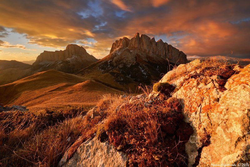 Ачешбок, Чёртовы ворота О пользе солнечных ваннphoto preview