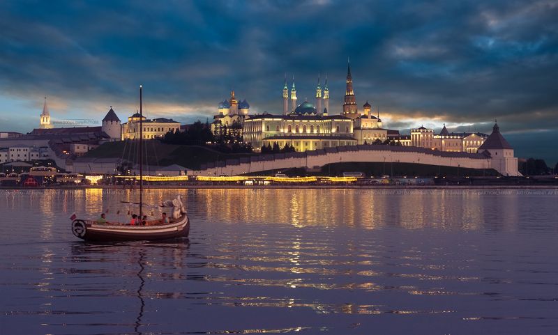 photoartist, фотохудожник, казань, россия, татарстан, кул-шариф, артем мирный, мечеть, арт, архитектура, artyom mirniy, sunset, kul-sharif, tatarstan, russia, кремль, kremlin Казанский кремль. Город Казань (Россия)photo preview