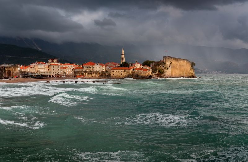 черногория, будва, нд, ненастье, шторм, montenegro, budva, evening, bad weather, адриатика, storm, sea, балканы, балканы нд Штормовое предупреждениеphoto preview