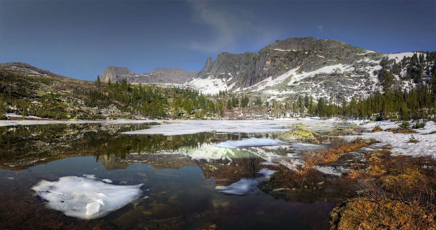 На Радужном озере. Автор: Александр Бархатов Сибирь горы Ергаки озеро, Александр Бархатов