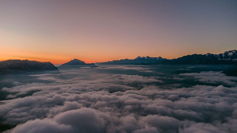 облака, горы, равнина, осетия, холм, пейзаж, природа, clouds, mountains, ossetia, landscape, forest, nature, above the clouds, над облаками, рассвет в горах, рассвет Above the clouds.photo preview