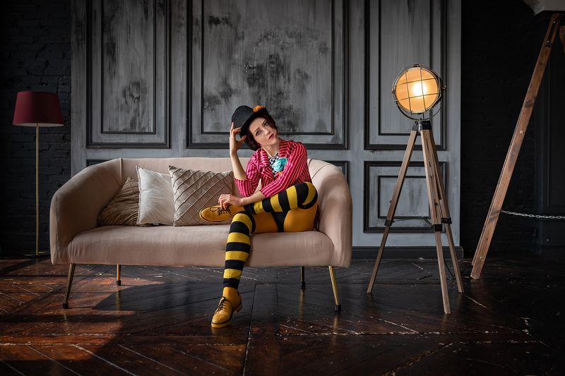 постановочная фотография, портрет Конферансье старого циркаphoto preview