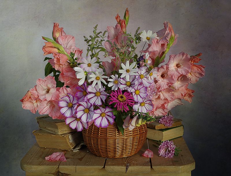 натюрморт, вера павлухина, гладиолусы, Натюрморт с гладиолусамиphoto preview