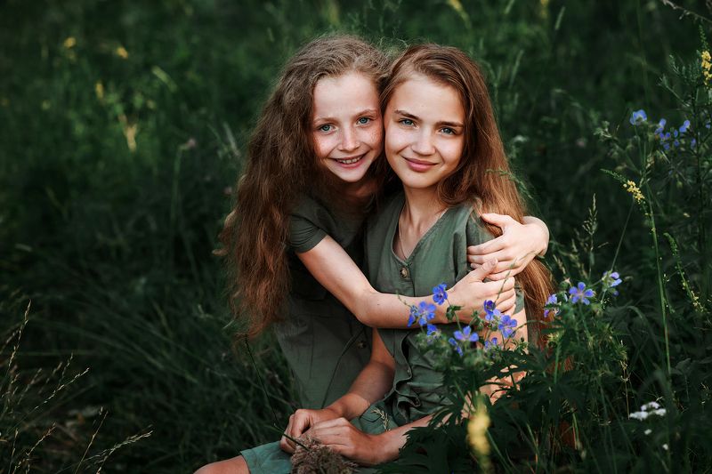 Сестрыphoto preview