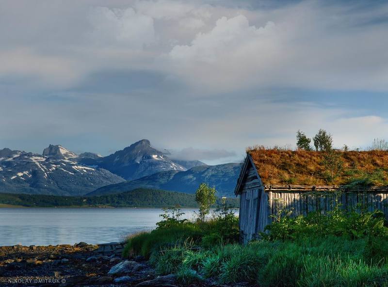 пейзаж 	 белая ночь. фьорд. Норвегияphoto preview