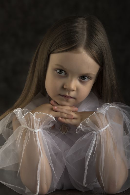 портрет, дети, студия, эмоции Ангелочекphoto preview