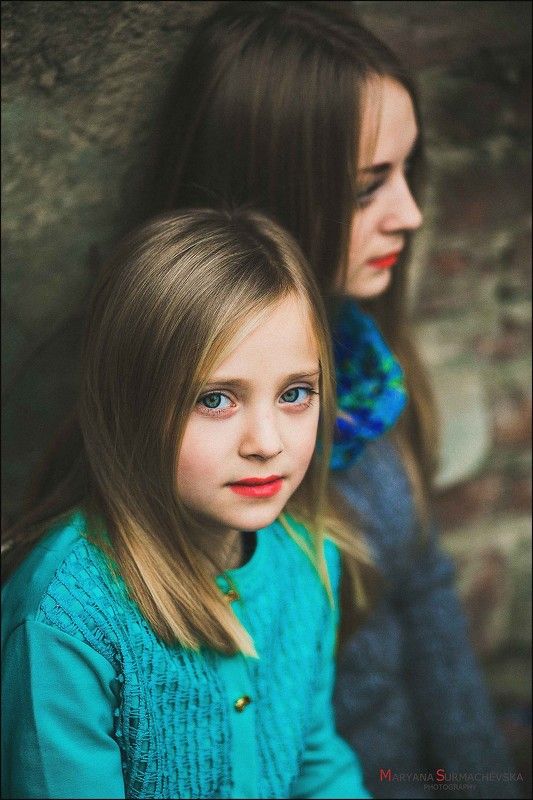 Sistersphoto preview